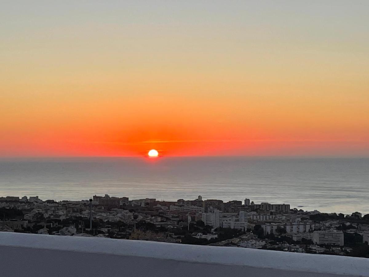 Bayview -superb Luxurious Sea View Penthouse With Private Hot Tub By Solrentspain Appartement