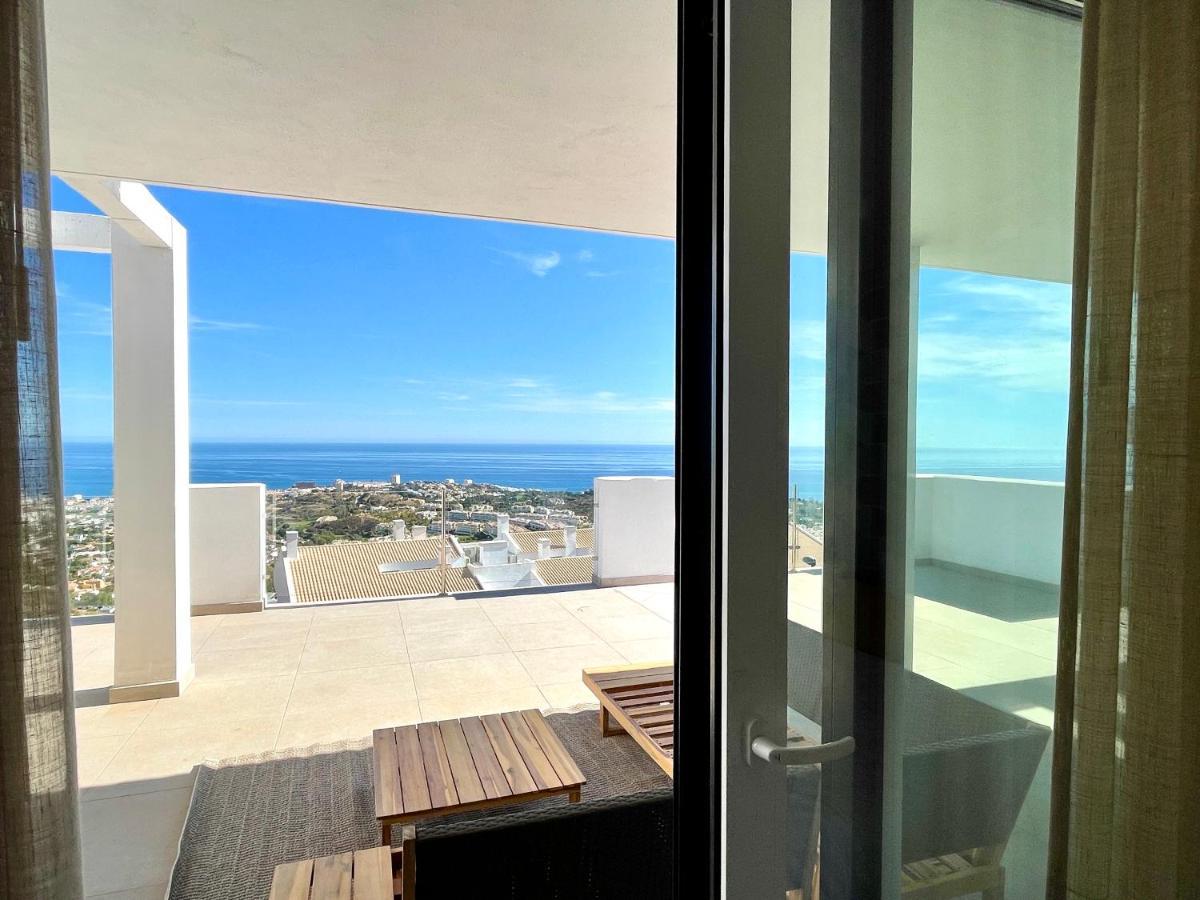 Appartement Bayview -superb Luxurious Sea View Penthouse With Private Hot Tub By Solrentspain *