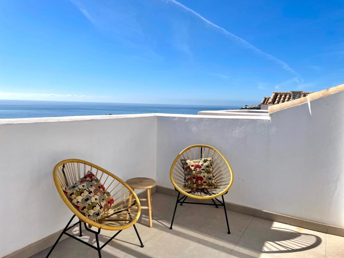 Bayview -superb Luxurious Sea View Penthouse With Private Hot Tub By Solrentspain Appartement Benalmádena