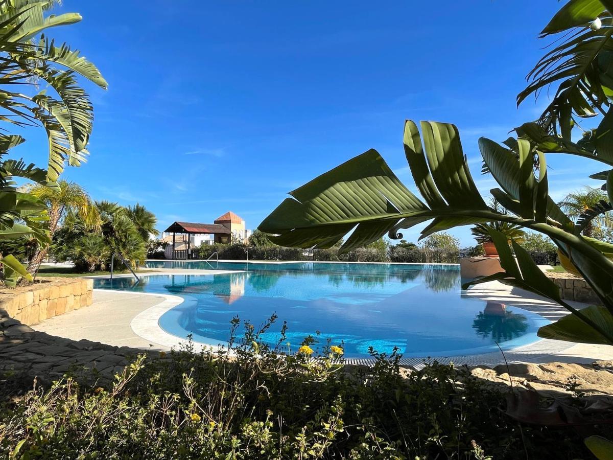 Bayview -superb Luxurious Sea View Penthouse With Private Hot Tub By Solrentspain * Benalmádena