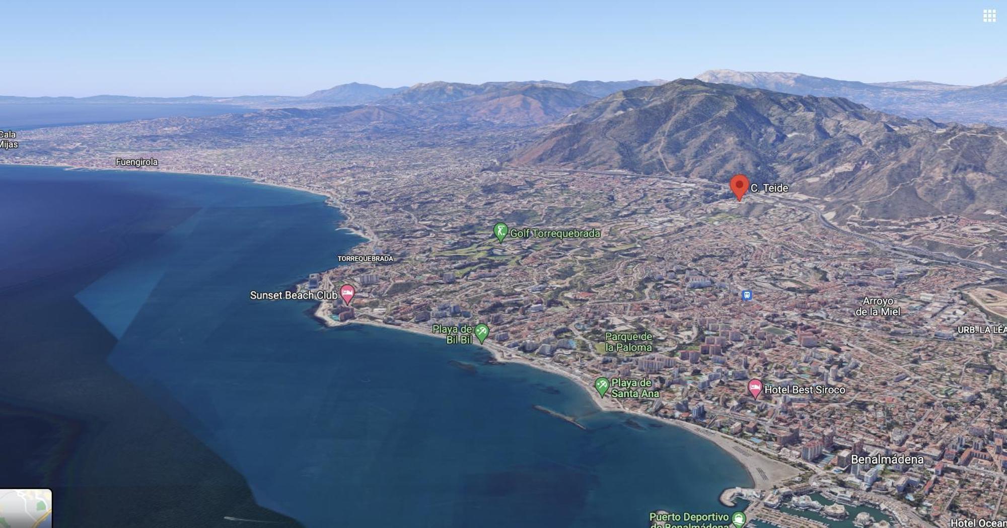 Bayview -superb Luxurious Sea View Penthouse With Private Hot Tub By Solrentspain Appartement *